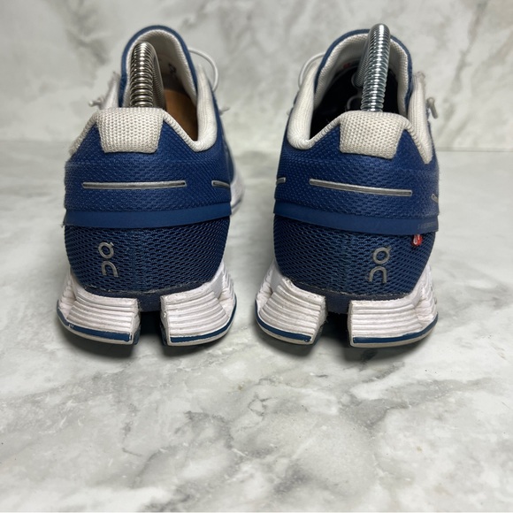 On Cloud Women’s Running Shoes Size 7 Navy Blue Lightweight Comfort Sneaker - Picture 6 of 11